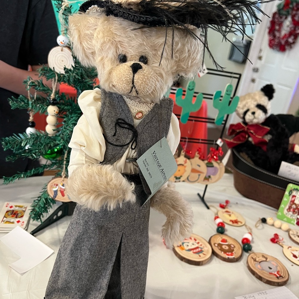 Vintage 1996 Handmade Mohair Bear by Ruthie O’Neil - Picture 9 of 10